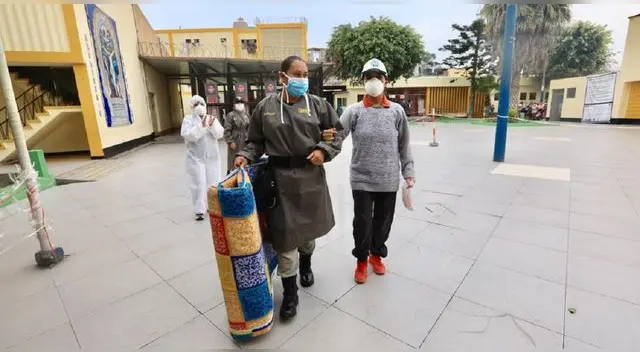 Todos los indultados antes de su liberación pasaron por una prueba de rápida descarte de Covid-19. Todos los indultados antes de su liberación pasaron por una prueba de rápida descarte de Covid-19.