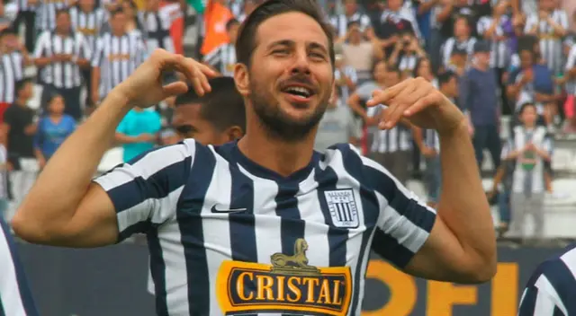 Claudio Pizarro destacó con la blanquiazul años atrás.