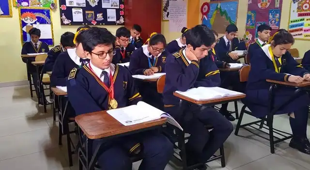 ¿Hasta cuándo se puede presentar solicitud para traslado de colegio?