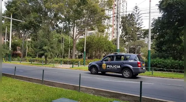 Hasta la zona llegó personal del Ministerio de Salud que se encargó del levantamiento del cadáver.