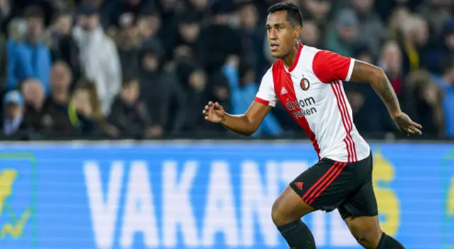 Renato Tapia se quedó sin fútbol en Holanda tras darse por finalizada la Eredivisie por la pandemia.