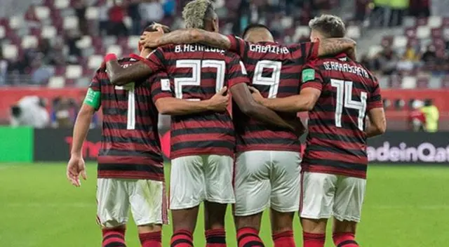 Al fallecimiento del histórico masajista del Flamengo, se le suman los resultados de las pruebas realizadas a futbolistas y personal del club. Al fallecimiento del histórico masajista del Flamengo, se le suman los resultados de las pruebas realizadas a futbolistas y personal del club.