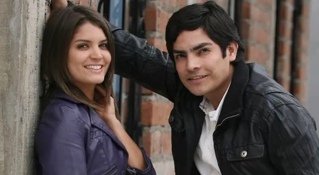 Se divierten haciendo video de Tiktok en cuarentena.