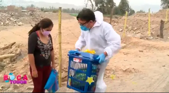 'En boca de Todos' y Unicachi entregaron canastas a mamitas. 'En boca de Todos' y Unicachi entregaron canastas a mamitas.