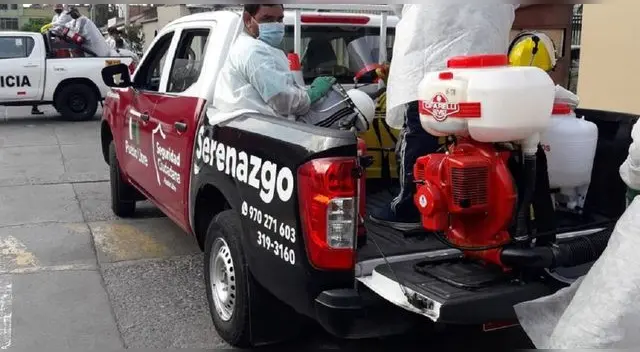 Serenos capturaron a estos sujetos cuando estaban ofreciendo el servicio de fumigación. Serenos capturaron a estos sujetos cuando estaban ofreciendo el servicio de fumigación.