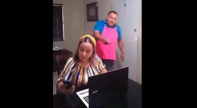 Escena de la pareja de esposos de México se viralizó en Twitter.