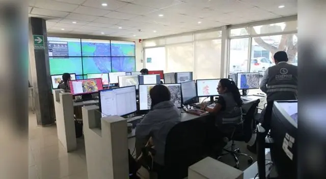 Mayores de 65 años, trabajarán previa firma de declaración jurada Mayores de 65 años, trabajarán previa firma de declaración jurada