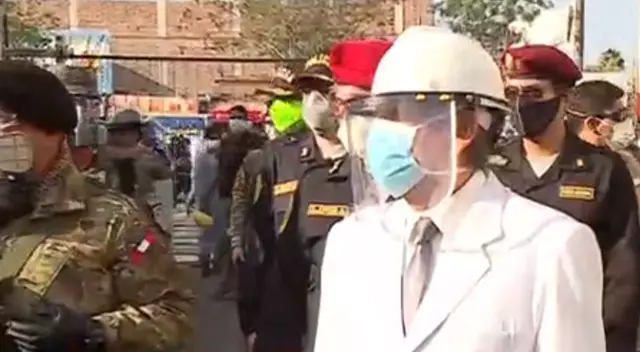 Operativo en mercado Gunzac en Los Olivos. Operativo en mercado Gunzac en Los Olivos.