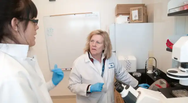 La doctora Judy Mikovits pertenece al grupos antivacunas.