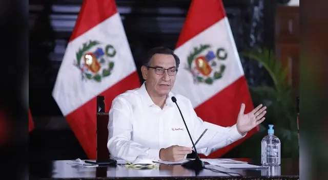 Presidente de la República señaló 1196 camas UCI están todavía disponibles.