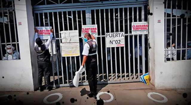 Municipalidad de VES clausuró el centro de abastos tras dar positivo el 52% de los comerciantes evaluados.