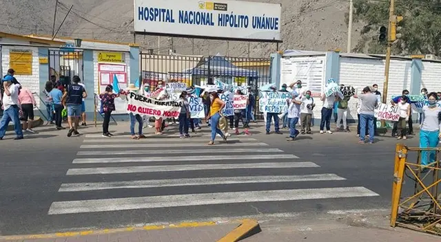 Personal de salud de Hipólito Unánue protesta por falta de equipos de protección. Personal de salud de Hipólito Unánue protesta por falta de equipos de protección.