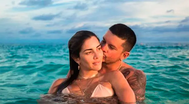 Korina Rivadeneira y Mario Hart gritan su amor.