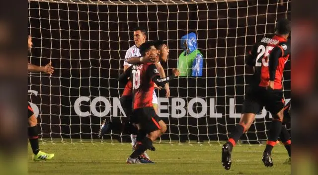 Un 20 porciento de descuento recibiran jugadores rojinegros Un 20 porciento de descuento recibiran jugadores rojinegros