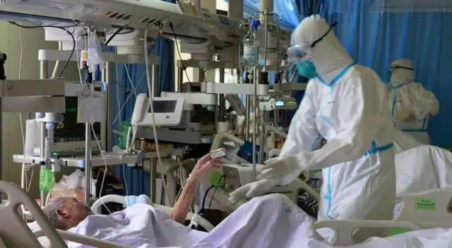 Científicos aseguran que existe una correlación entre los bajos niveles de vitamina D y el número de muertes por SARS-CoV-2. Científicos aseguran que existe una correlación entre los bajos niveles de vitamina D y el número de muertes por SARS-CoV-2.