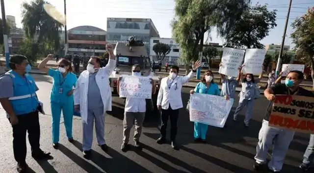 Los médicos de este nosocomio reclaman las mascarillas N95. Los médicos de este nosocomio reclaman las mascarillas N95.