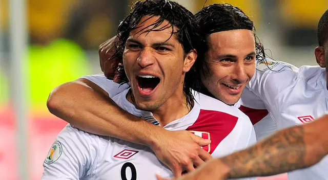 Paolo Guerrero y Claudio Pizarro jugaron juntos en el Bayern Múnich. Paolo Guerrero y Claudio Pizarro jugaron juntos en el Bayern Múnich.