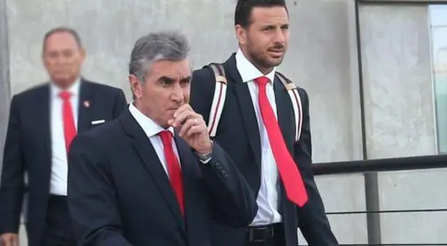 Claudio Pizarro: Juan Carlos Oblitas no desea hablar más del tema del Bombardero y su no convocatoria.