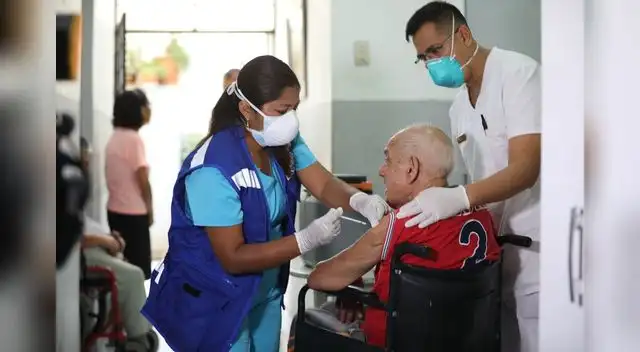 Colegio Médico del Perú negó discriminación  en la atención a los adultos mayores.