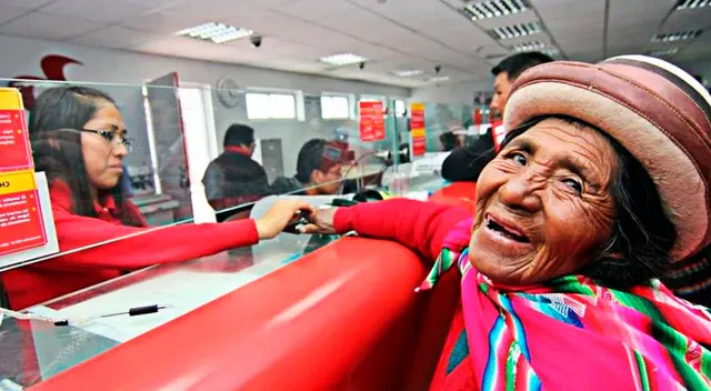 Mandatario aseguró que a fines de mayo, más de 5 millones de hogares recibirán el bono de 760 soles. Mandatario aseguró que a fines de mayo, más de 5 millones de hogares recibirán el bono de 760 soles.