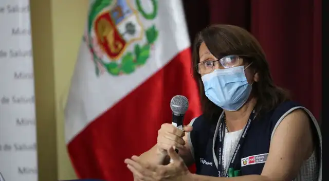 Pilar Mazzetti se pronunció sobre las polémicas declaraciones que dijo un doctor de no aceptar a adultos mayores en UCI.