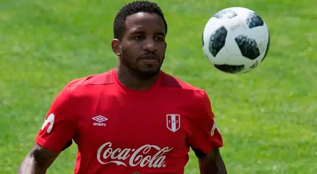 Jefferson Farfán habló con la FIFA de su retiro del fútbol. Jefferson Farfán habló con la FIFA de su retiro del fútbol.