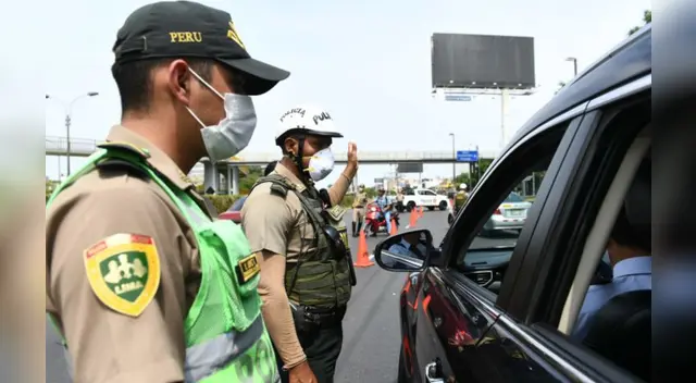 Conoce cómo acceder y renovar el permiso de tránsito durante el confinamiento por el COVID-19.