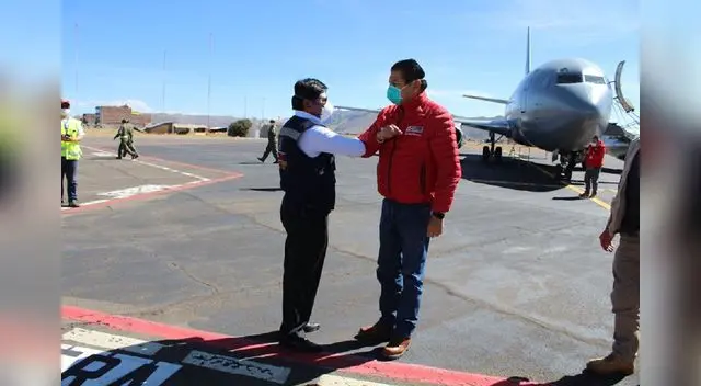 El lote que llegó también contenia equipos de venoclisis, jeringas, catéteres endovenosos, máscaras de oxígeno y termómetros digitales.