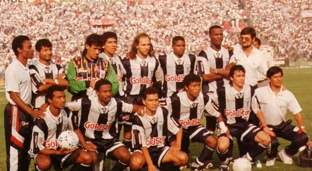 Alianza Lima recordó memorable goleada ante Universitario en Matute.