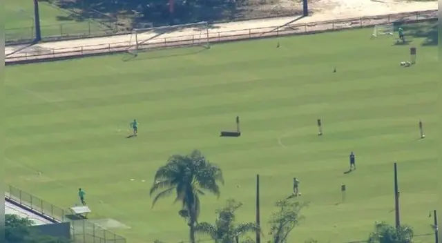 Así entrenó Flamengo en su sede deportiva