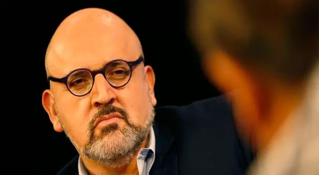 Beto Ortiz opina sobre Bono Universal. Beto Ortiz opina sobre Bono Universal.