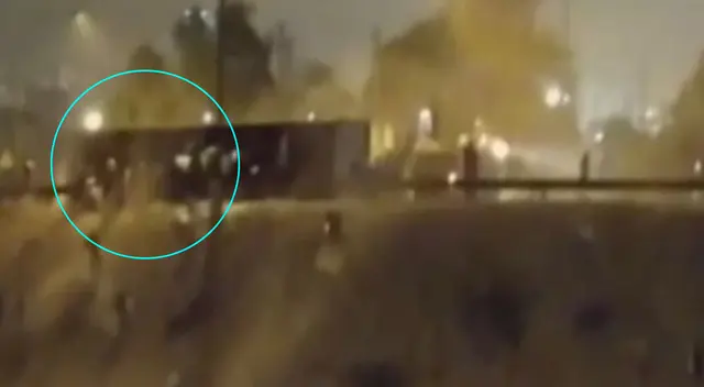 Saquean camión en El Agustino. Saquean camión en El Agustino.