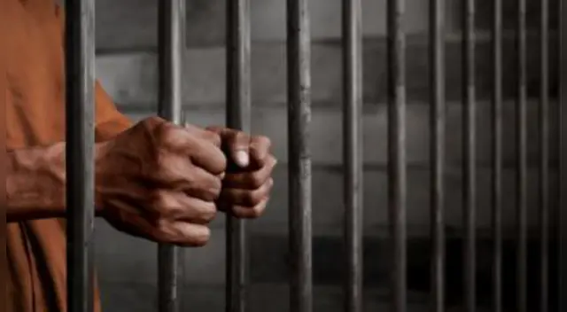 El hombre es acusado de tener vículos con el narcotráfico. El hombre es acusado de tener vículos con el narcotráfico.