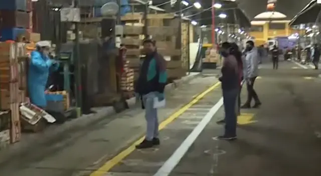 Mercado Frutas en La Victoria.