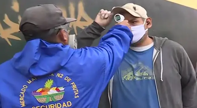 Mercado Frutas en La Victoria.