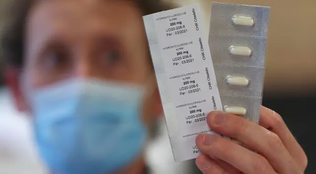 La OMS señaló que la hidroxicloroquina puede generar resultados gravemente adversos. La OMS señaló que la hidroxicloroquina puede generar resultados gravemente adversos.