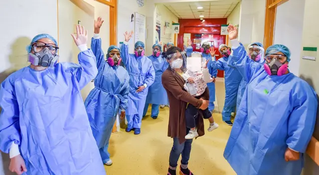 Niña de 2 fue dada de alta del INSN San Borja. Niña de 2 fue dada de alta del INSN San Borja.