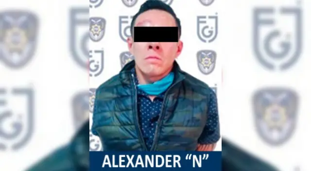 El sujeto amenazada a sus víctimas un cuchillo. El sujeto amenazada a sus víctimas un cuchillo.