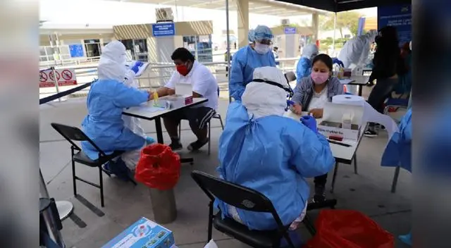 Los infectados por Covid-19 cumplen cuarentena obligatoria en un albergue habilitado por el Gobierno Regional de Tacna