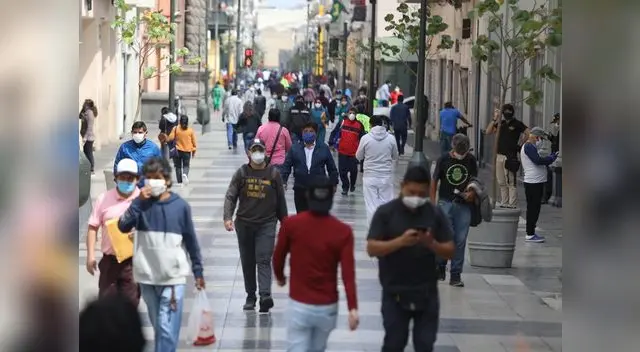 Aglomeraciones y exposiciones de contagio al Covid-19 en Mesa Redonda y Jirón de la Unión. Aglomeraciones y exposiciones de contagio al Covid-19 en Mesa Redonda y Jirón de la Unión.