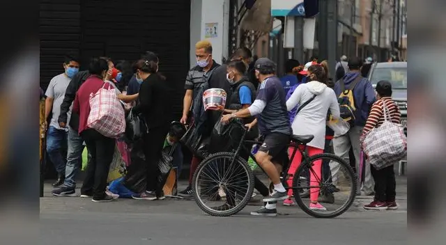 Aglomeraciones y exposiciones de contagio al Covid-19 en Mesa Redonda y Jirón de la Unión. Aglomeraciones y exposiciones de contagio al Covid-19 en Mesa Redonda y Jirón de la Unión.
