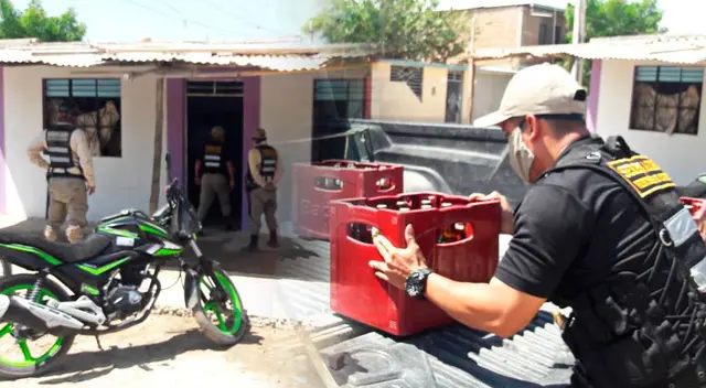 Pese a estar prohibido, personas vendían cerveza en plena cuarentena total. Pese a estar prohibido, personas vendían cerveza en plena cuarentena total.