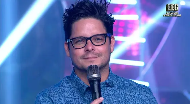 Gian Piero Díaz agradece al público por el rating.