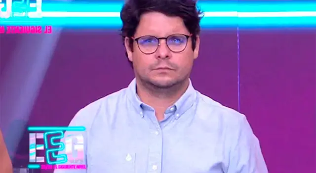 Gian Piero Díaz agradece al público por el rating.