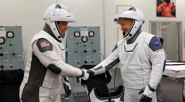 NASA y SpaceX esperan que la Crew Dragon pueda cumplir su misión. NASA y SpaceX esperan que la Crew Dragon pueda cumplir su misión.