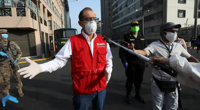 La vacuna contra el coronavirus estaría lista dentro de un año y medio, advirtió el ministro de Defensa. La vacuna contra el coronavirus estaría lista dentro de un año y medio, advirtió el ministro de Defensa.