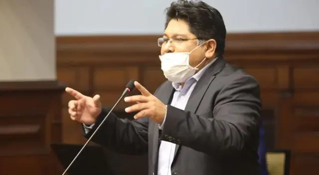 Congreso debate si otorga o no el voto de confianza al gabinete Zeballos.