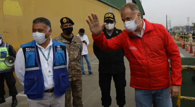 Jorge Muñoz en Mercado Mayorista de Lima. Jorge Muñoz en Mercado Mayorista de Lima.