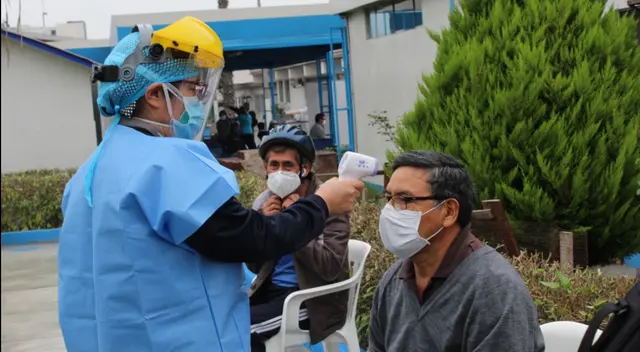 Vacunación en Hospital Negreiros. Vacunación en Hospital Negreiros.