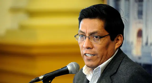 Zeballos sostiene que el avance de la enfermedad es imprevisible. Zeballos sostiene que el avance de la enfermedad es imprevisible.